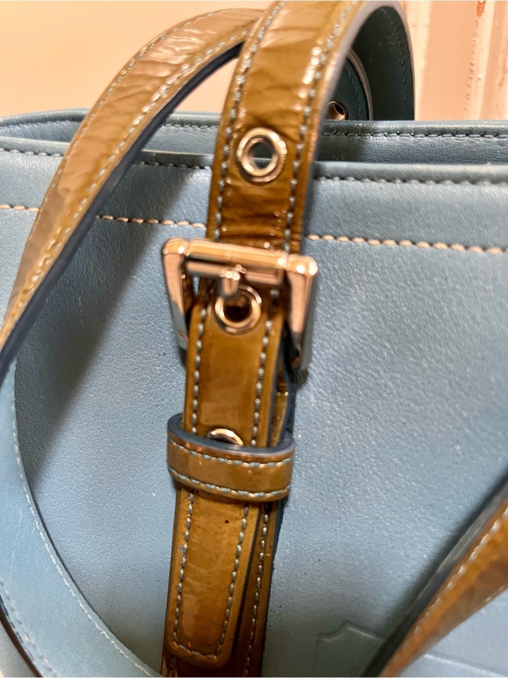 Coach Tote Bag - Picture 5 of 16